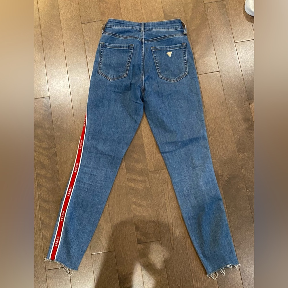 GUESS jeans - Picture 2 of 2